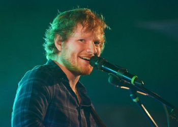 SOUTHWOLD, ENGLAND - JULY 17:  Ed Sheeran performs on day 2 of Latitude Festival at Henham Park Estate on July 17, 2015 in Southwold, England.  (Photo by Dave J Hogan/Getty Images)