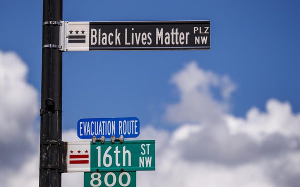 epa08467776 New street signs read Black Lives Matter on 16th Street near the White House, where there have been of seven days of protests over the death of George Floyd, who died in police custody, in Washington, DC, USA, 05 June 2020. Earlier in the day DC Mayor Muriel Bowser renamed that section of 16th Street Black Lives Matter Plaza.  EPA-EFE/SHAWN THEW