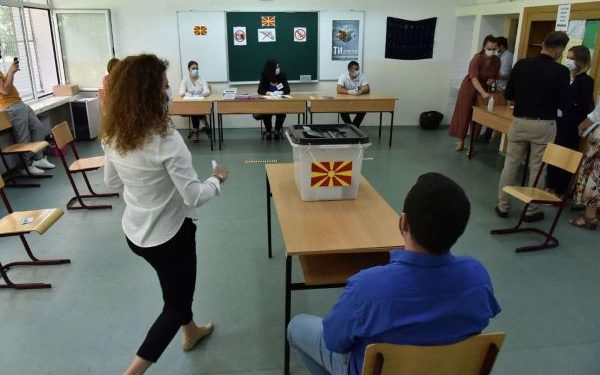 glasanje simulacija