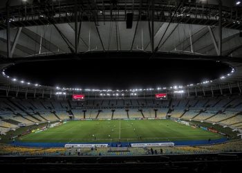 epa08294895 General view of the Maracana without fans during the game between Flamengo Vs. Portuguesa for the Rio de Janeiro soccer championship, in the empty Maracana stadium, in Rio de Janeiro, Brazil, 14 March 2020. The soccer matches scheduled for today and tomorrow in most Brazilian stadiums, including Rio de Janeiro and Sao Paulo, will be behind closed doors, over fears that large public gatherings will facilitate the expansion of the coronavirus in Brazil.  EPA-EFE/Antonio Lacerda