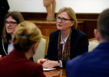 Beograd, 18. oktobra 2019.- Predsednik Srbije Aleksandar Vucic  sastao se danas sa regionalnom direktorom za jugoistocnu Evropu u Ministarstvu spoljnih poslova Savezne Republike Nemacke Suzana Sic (D). PREDSEDNISTVO SRBIJE