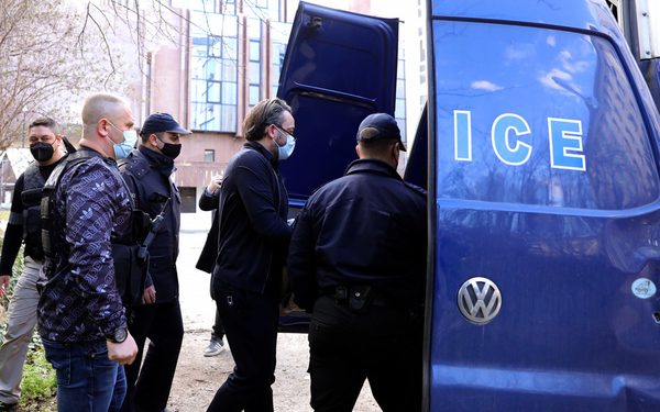 Спроведување на Орце Камчев во притвор. Фото: МИА