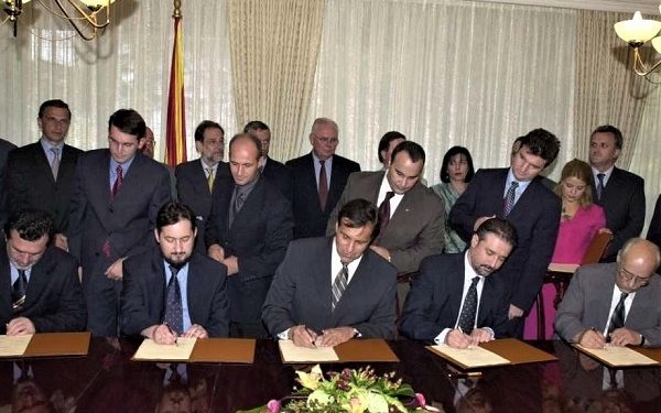 Потпишување на Охридскиот рамковен договор, 13 август 2001 година