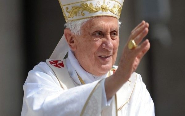 Benedetto xvi primi piani, ritratti  (Vatican Media)