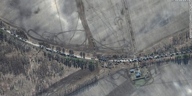 Руски конвој. Сателитските снимки од Maxar Technologies. 28 февруари