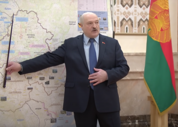 Александар Лукашенко пред воена мапа на која е прикажан руски упад во Молдавија од Одеса, 1 март 2022 (Foto: Wikimedia Commons)