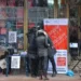 СИТЕ ВРЕМЕНСКИ УСЛОВИ СЕ ПОГОДНИ ЗА АКТИВИЗАМ - едно од „правилата“ на ЦИВИЛ. На фотографијата: Активност на ЦИВИЛ во Штип, 16 јануари 2016 година (фото: ЦИВИЛ)