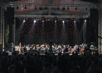 (ФЕЉТОН 9 дел) Пат околу Македонската филхармонија за 80 години - Во очекување на новиот дом, концертите поминуваа одлично