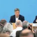 Германскиот канцелар Олаф Шолц, Роберт Хабек, германски министер за економски прашања и заштита на климата и Кристијан Линднер, германски министер за финансии, на прес-конференцијата за буџетот за 2025 година. Фото: Федерална влада/Стефен Куглер