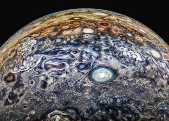 Image captured by Juno during its 66th perijove, then further processed with color enhancement by Gerald Eichstädt and Thomas Thomopoulos. NASA / JPL / SwRI / MSSS / Gerald Eichstädt / Thomas Thomopoulos CC BY 3.0