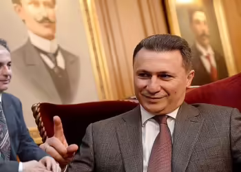 Фотомонтажа: Фронтлајн