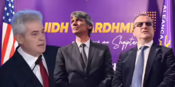 Фотомонтажа: Фронтлајн